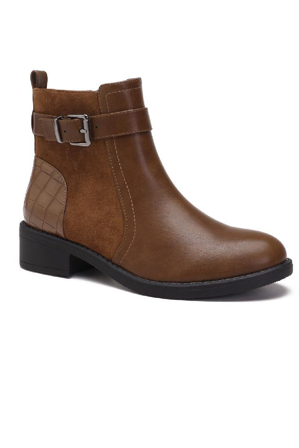 Camel hot sale flat boots