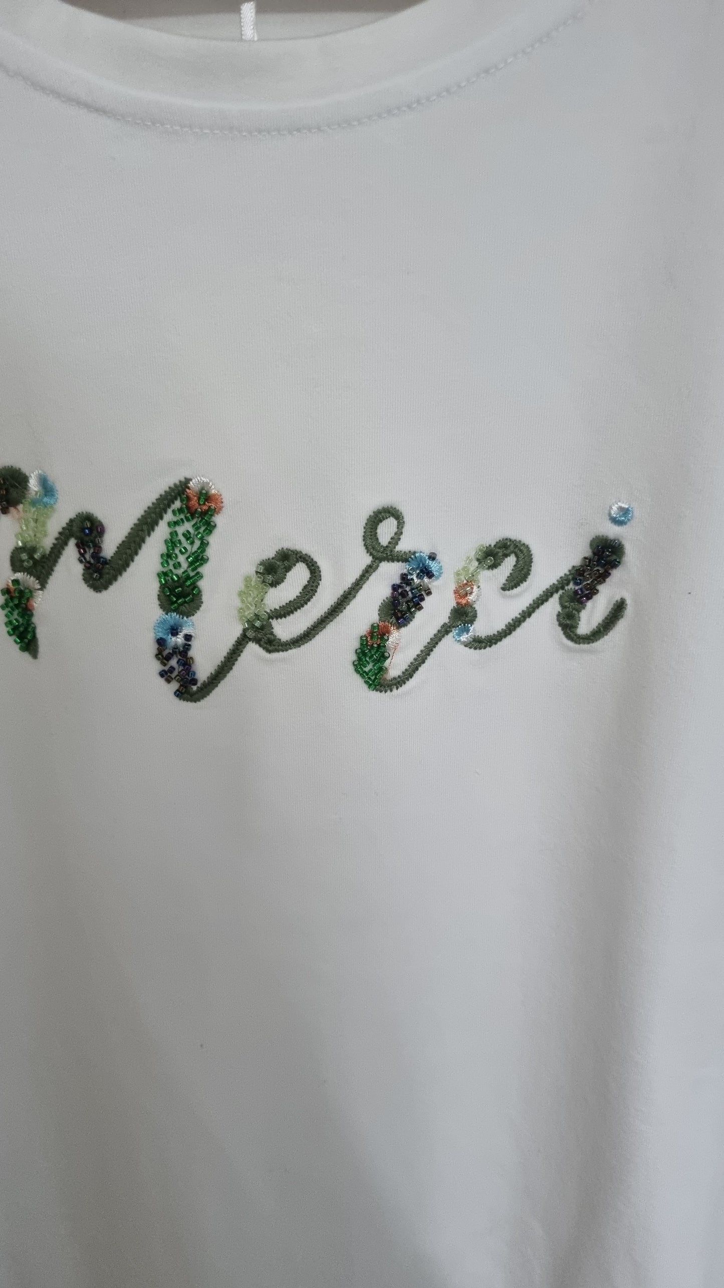 Bella Embroidered T-shirt White/Green