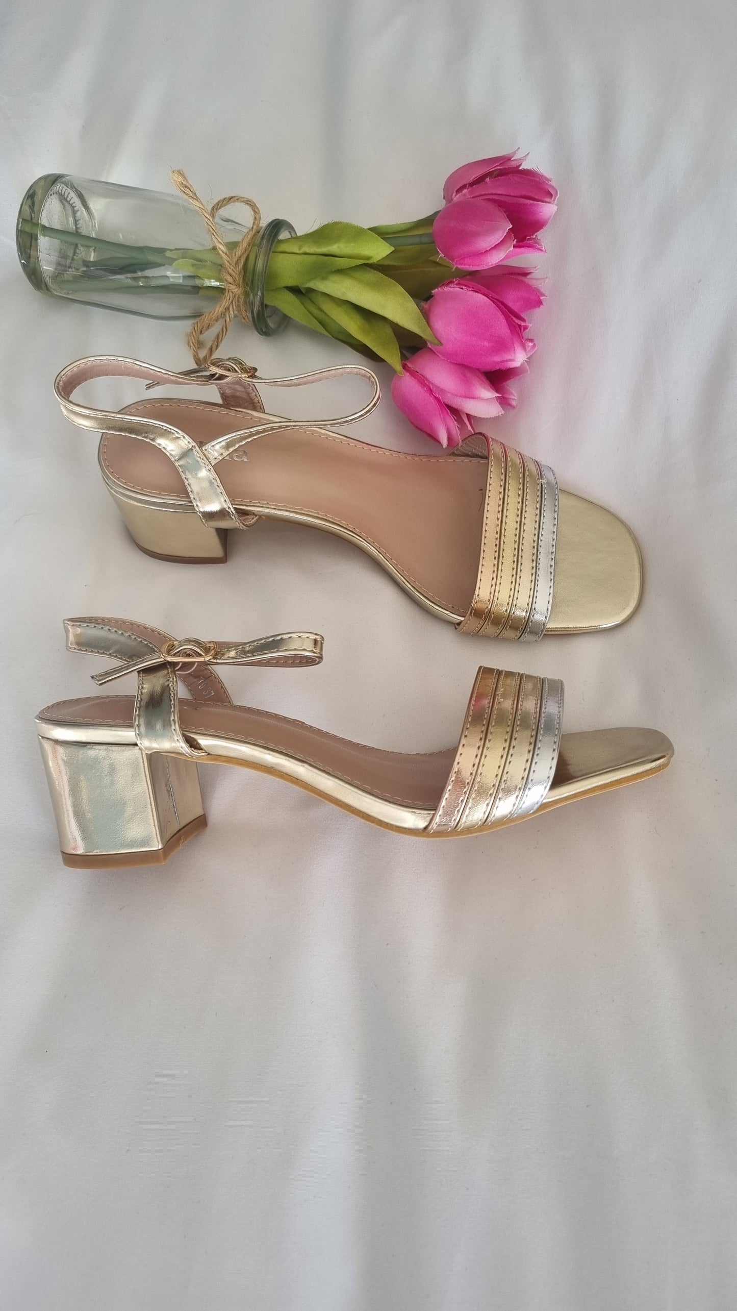 Suzy Block Heel Sandal Metallic Gold